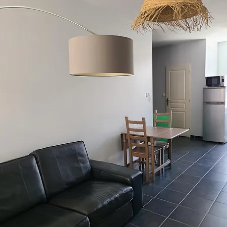 Apartmán Appt Centre Gare Hopital Iut *