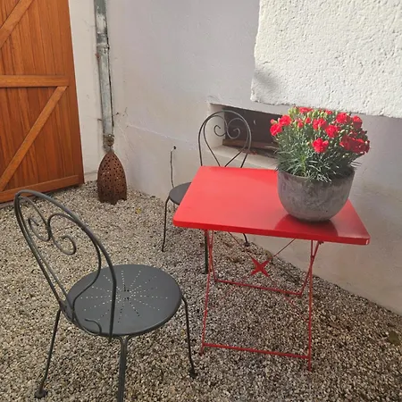 Apartmán Appt Centre Gare Hopital Iut *